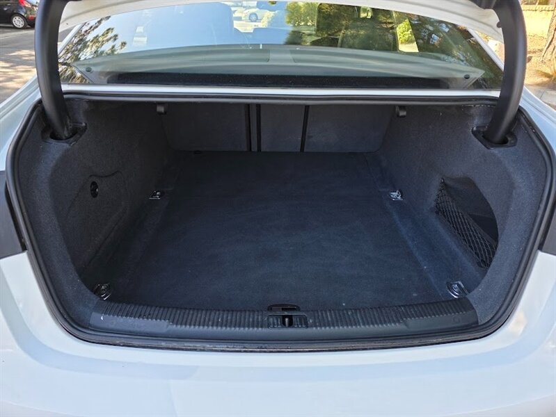 
								2013 Audi A6 3.0T quattro Prestige ESTO4796 full									