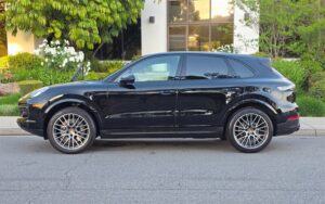 2023 Porsche Cayenne Platinum ESTO0176C