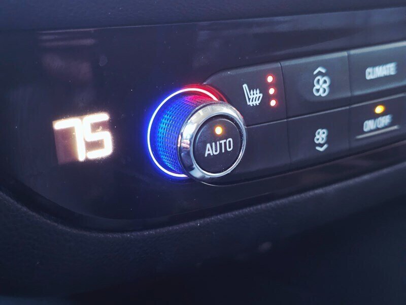 
								2019 Buick Enclave Essence ESTO1164 full									