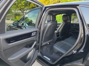 2023 Porsche Cayenne Platinum ESTO0176C