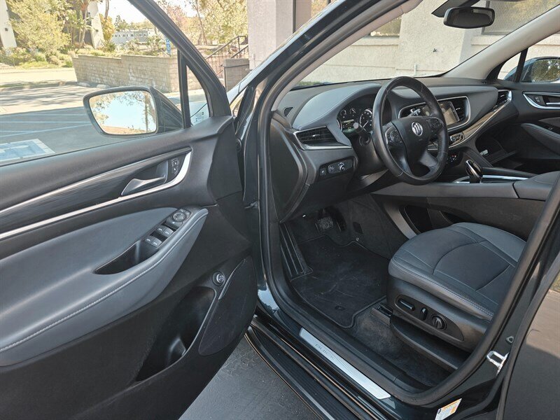 
										2019 Buick Enclave Essence ESTO1164 full									