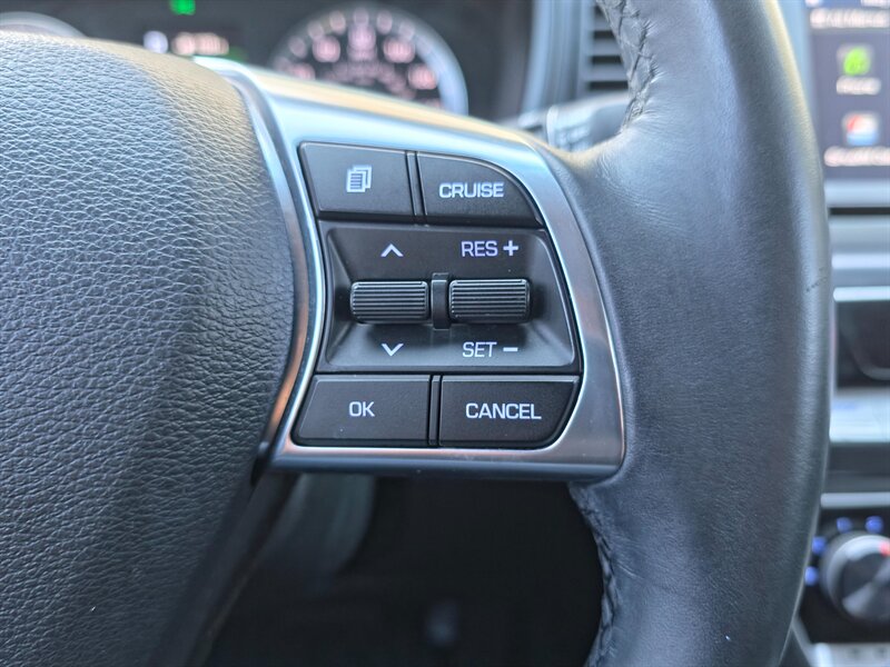 
								2018 Hyundai SONATA SEL ESTO7228 full									