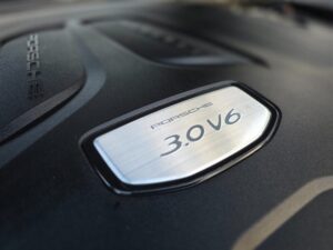 2023 Porsche Cayenne Platinum ESTO0176C