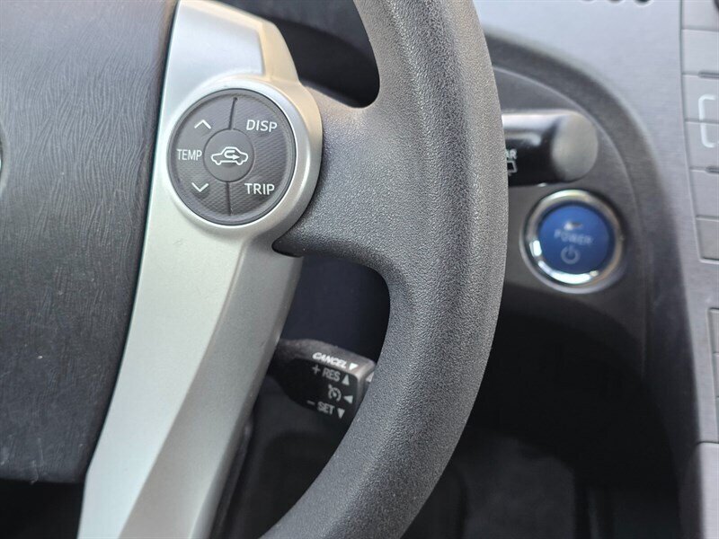 
								2015 Toyota Prius Two ESTO4717 full									