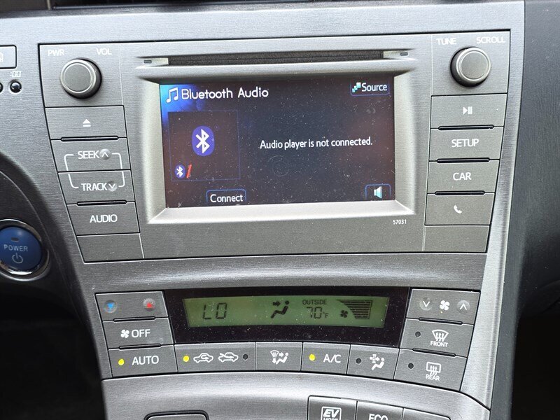 
								2015 Toyota Prius Two ESTO4717 full									