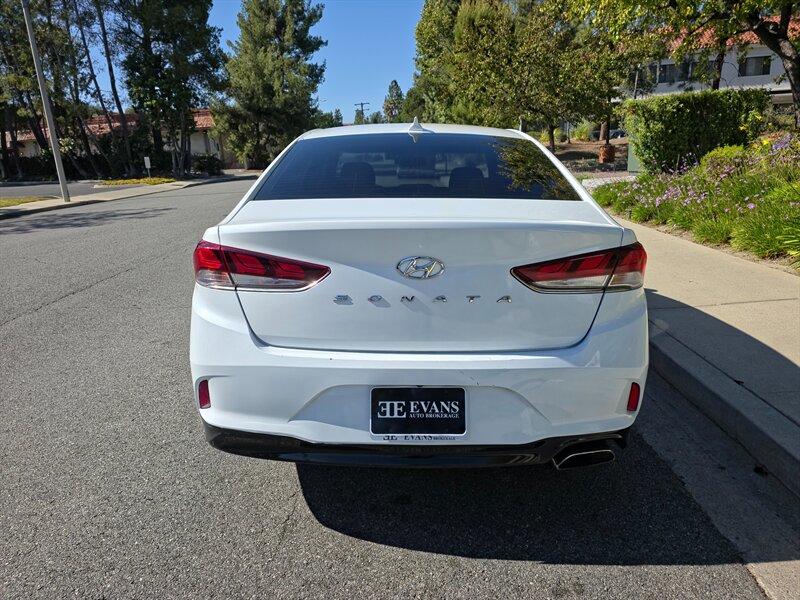 
								2018 Hyundai SONATA SEL ESTO7228 full									
