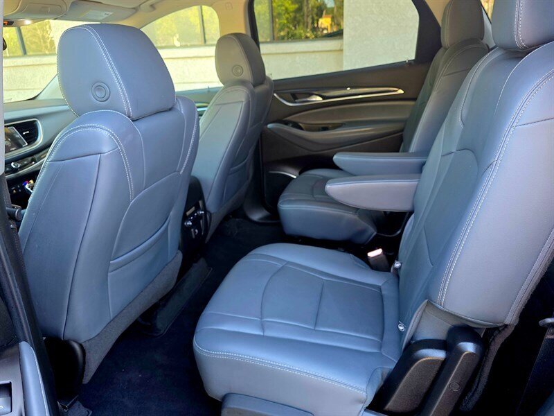 
										2019 Buick Enclave Essence ESTO1164 full									