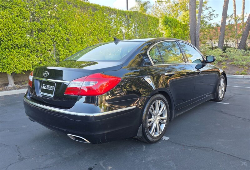 
								2013 Hyundai Genesis 3.8L ESTO1948 full									