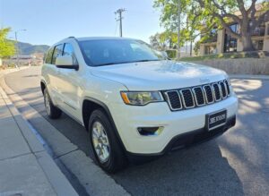2018 Jeep Grand Cherokee Laredo ESTO8409