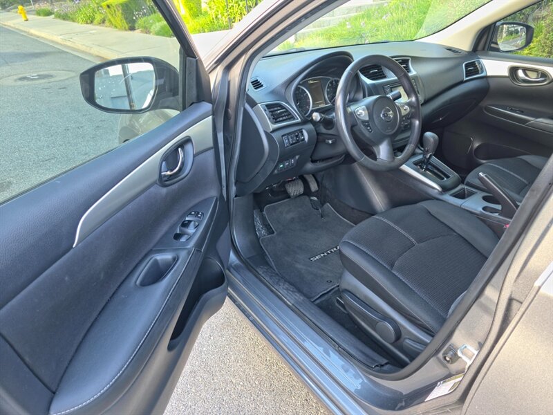 
								2018 Nissan Sentra S ESTO4720 full									