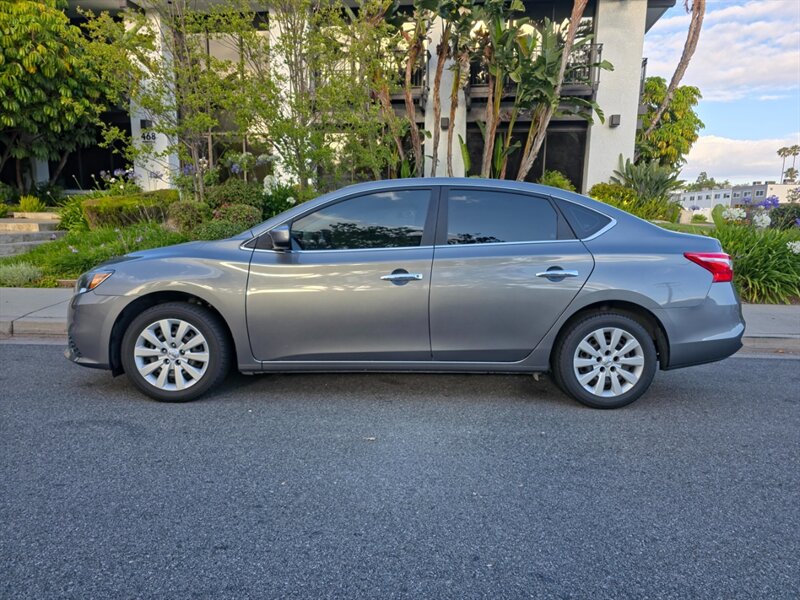 
								2018 Nissan Sentra S ESTO4720 full									