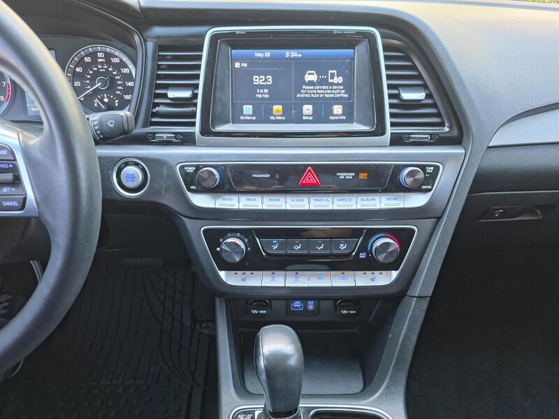 
								2018 Hyundai SONATA SEL ESTO7228 full									