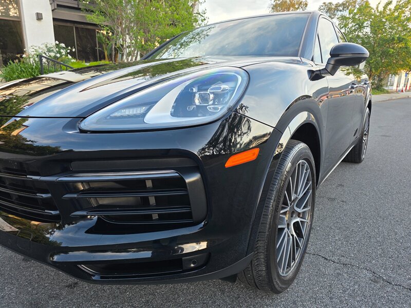 
								2023 Porsche Cayenne Platinum ESTO0176C full									