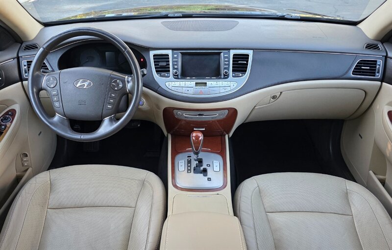 
								2013 Hyundai Genesis 3.8L ESTO1948 full									