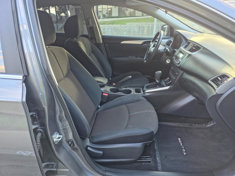 
								2018 Nissan Sentra S ESTO4720 full									