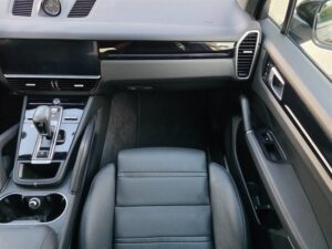 2023 Porsche Cayenne Platinum ESTO0176C