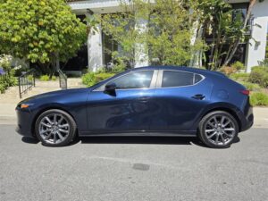 2020 Mazda Mazda3 Hatchback Preferred ESTO8002