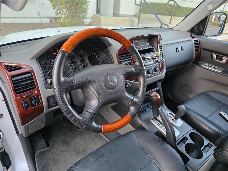 
								2003 Mitsubishi Montero Limited ESTO6743C full									