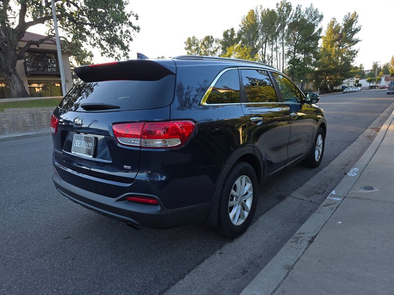 
								2017 Kia Sorento LX ESTO0434 full									