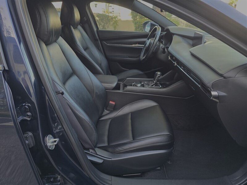 
								2020 Mazda Mazda3 Hatchback Preferred ESTO8002 full									