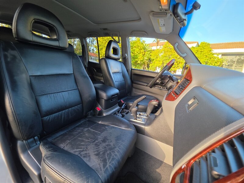 
								2003 Mitsubishi Montero Limited ESTO6743C full									