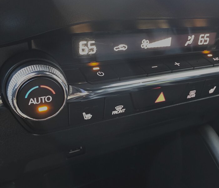 
								2020 Mazda Mazda3 Hatchback Preferred ESTO8002 full									