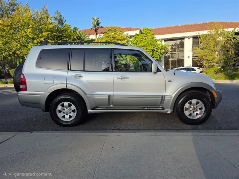 
								2003 Mitsubishi Montero Limited ESTO6743C full									