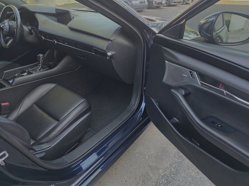 
								2020 Mazda Mazda3 Hatchback Preferred ESTO8002 full									