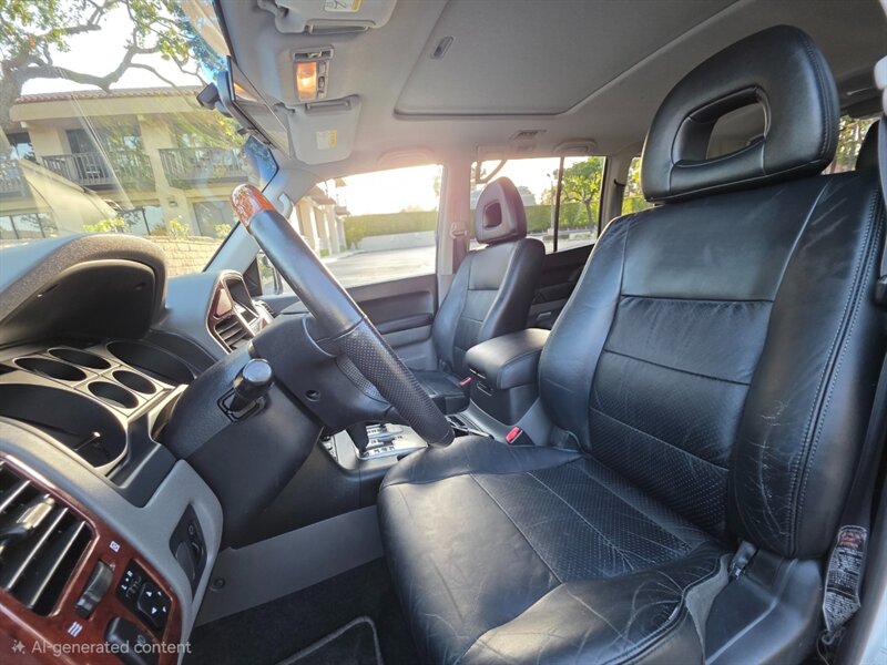 
								2003 Mitsubishi Montero Limited ESTO6743C full									