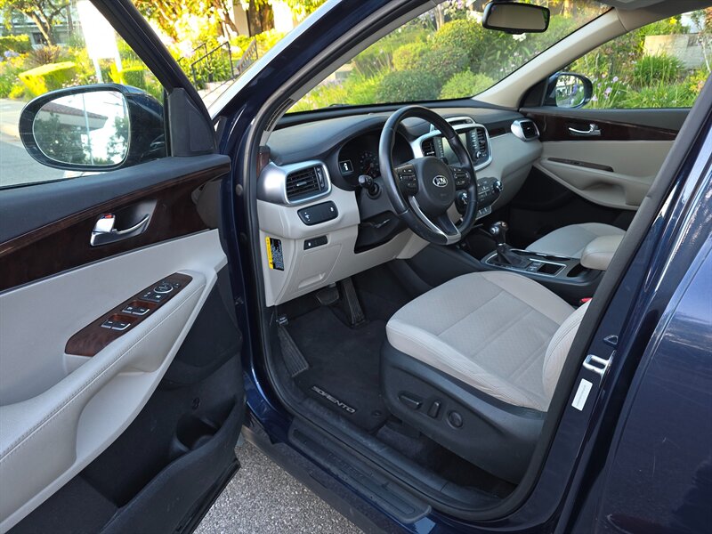 
								2017 Kia Sorento LX ESTO0434 full									