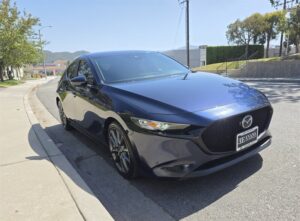 2020 Mazda Mazda3 Hatchback Preferred ESTO8002