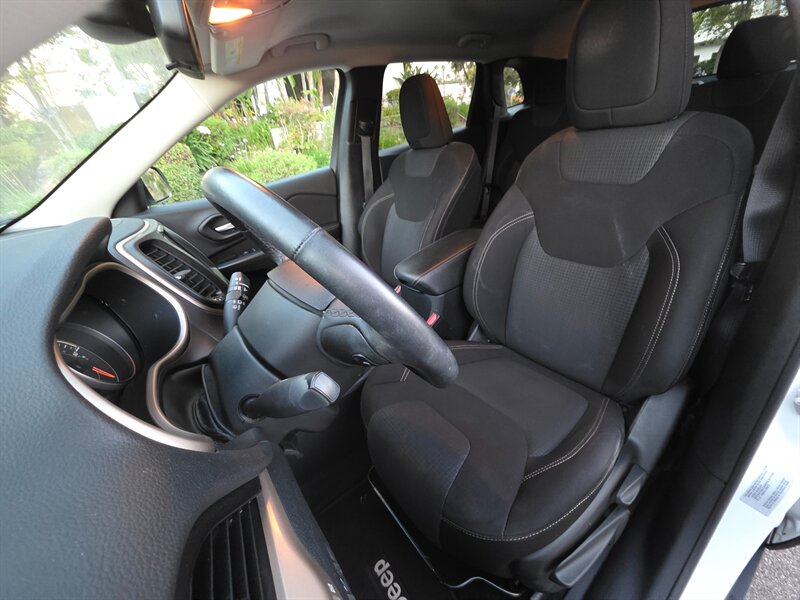 
								2016 Jeep Cherokee Latitude ESTO4320C full									