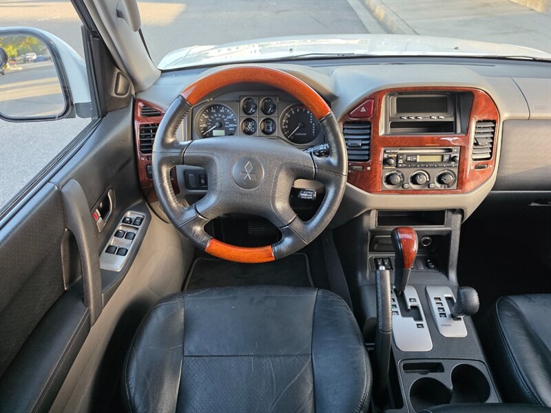 
								2003 Mitsubishi Montero Limited ESTO6743C full									