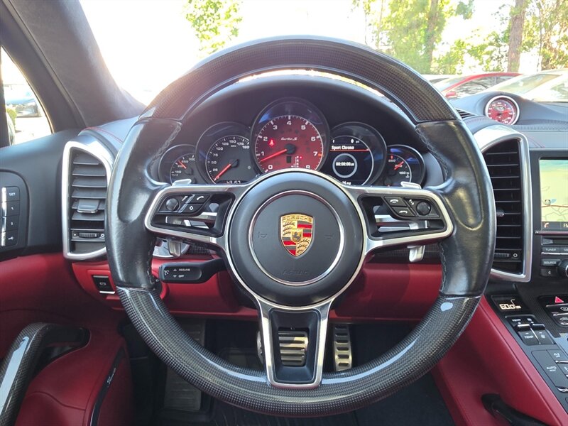 
								2016 Porsche Cayenne Turbo S ESTO5082C full									