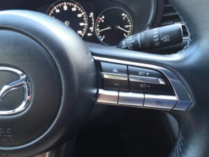 2020 Mazda Mazda3 Hatchback Preferred ESTO8002