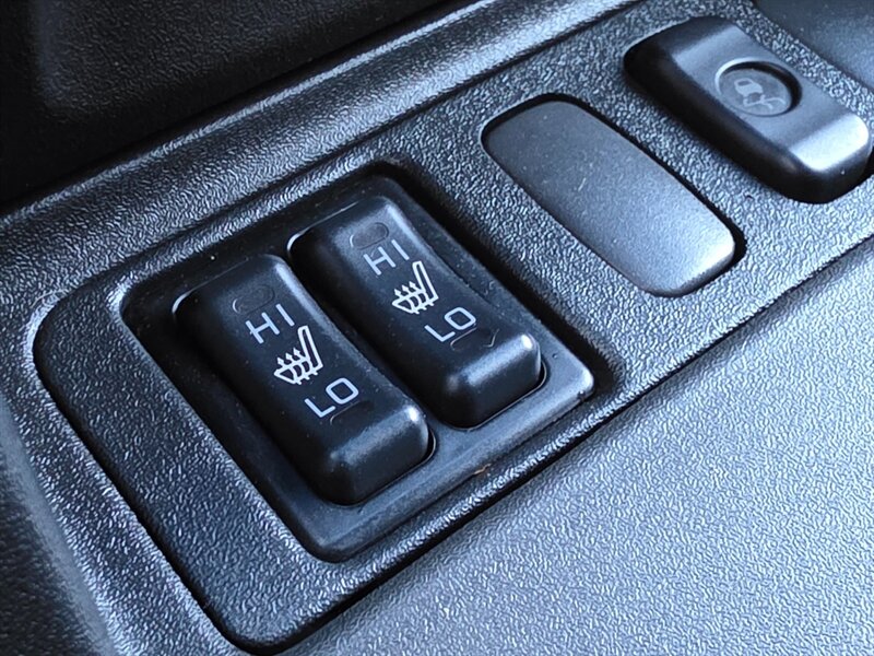 
								2003 Mitsubishi Montero Limited ESTO6743C full									