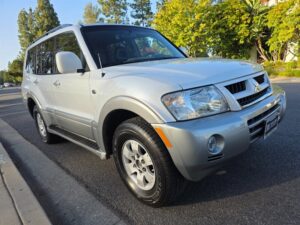 2003 Mitsubishi Montero Limited ESTO6743C