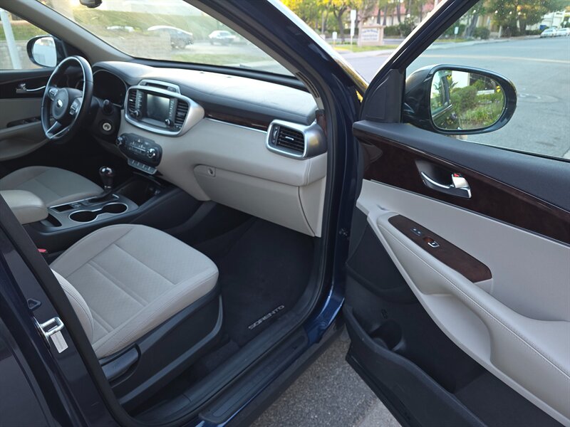 
								2017 Kia Sorento LX ESTO0434 full									