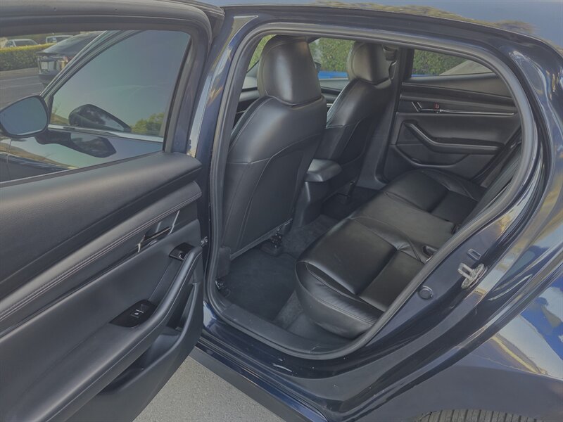 
								2020 Mazda Mazda3 Hatchback Preferred ESTO8002 full									