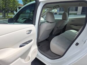 2013 Nissan LEAF S ESTO5243
