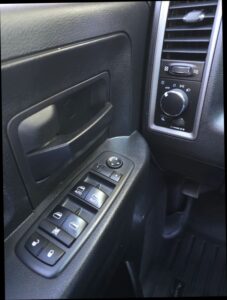 2018 Ram 1500 Crew Cab Tradesman Pickup 4D 6 1/3 ft ESTO8387