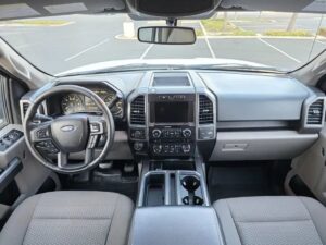 2018 Ford F150 SuperCrew Cab XLT Pickup 4D 5 1/2 ft ESTO3576