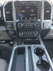 2018 Ford F150 SuperCrew Cab XLT Pickup 4D 5 1/2 ft ESTO3576