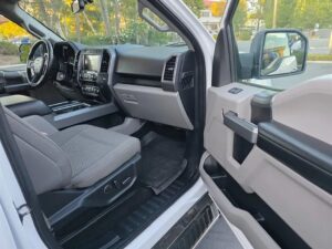 2018 Ford F150 SuperCrew Cab XLT Pickup 4D 5 1/2 ft ESTO3576