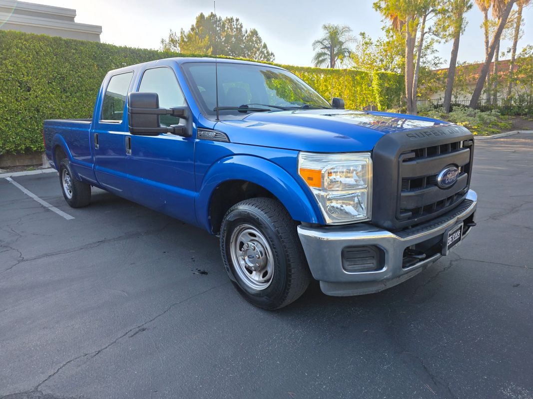 Image 1 of 35: 2016 Ford F250 Super Duty Crew Cab XL Pickup 4D 8 ft ESTO1248