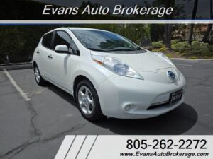 2013 Nissan LEAF SV Hatchback 4D ESTO5243