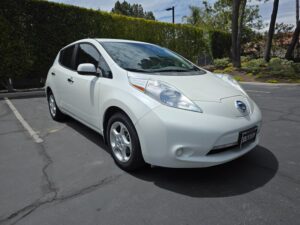 2013 Nissan LEAF S ESTO5243