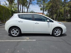 2013 Nissan LEAF S ESTO5243