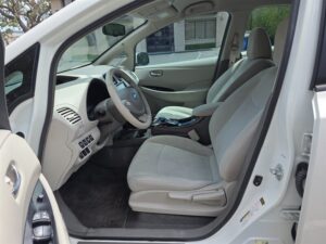 2013 Nissan LEAF S ESTO5243