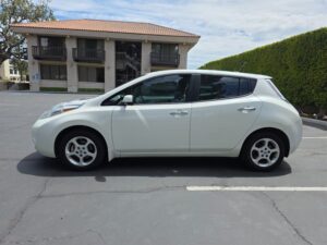 2013 Nissan LEAF S ESTO5243